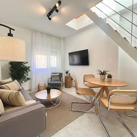 Capuchinos Penthouse & Terrace By Ele Apartment
